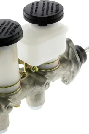 High Quality Centric 1984-1988 Nissan 300ZX / 1984-1988 Nissan 200SX Premium Brake Master Cylinder